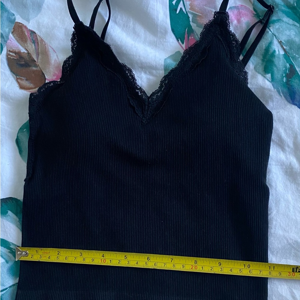 Black Lace-Trim Cami Tank Top - Picture 4 of 6